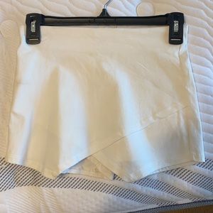 Blue Blush White envelope skort